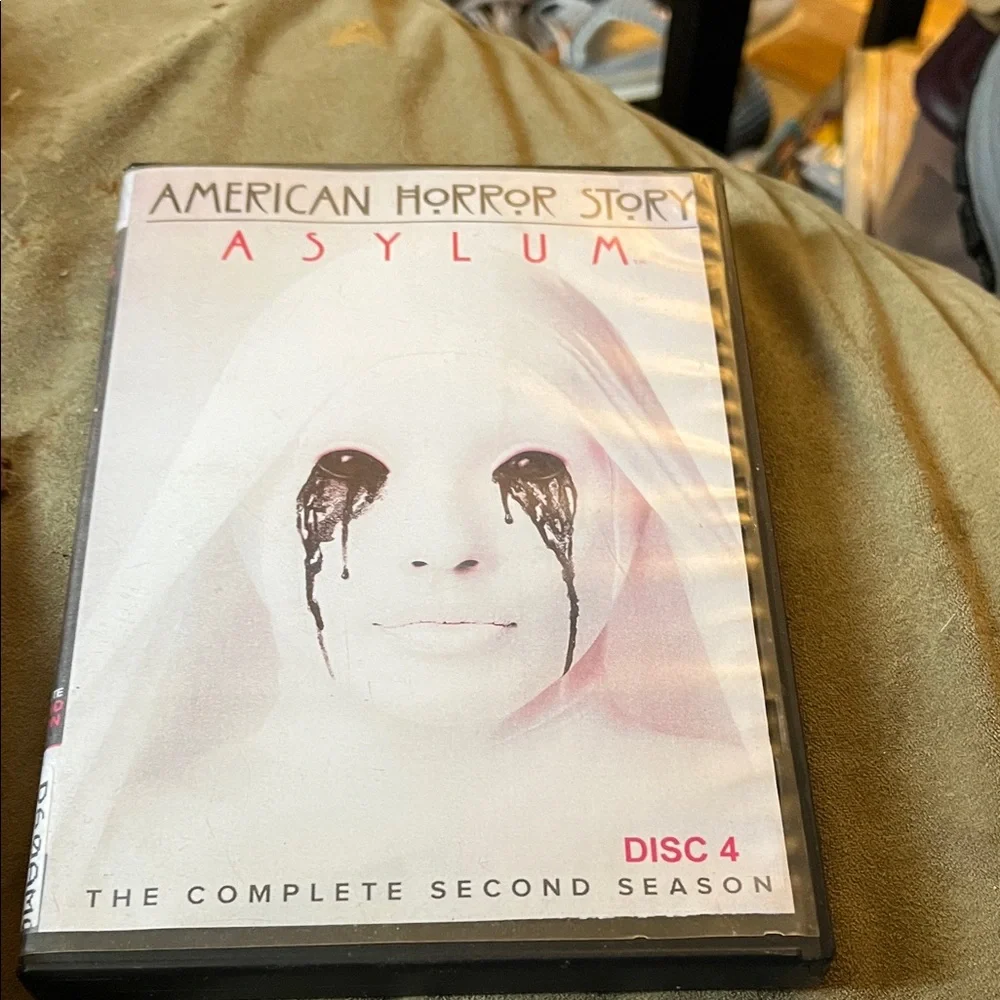 American Horror Story Asylum DVD Complete series 4 disks